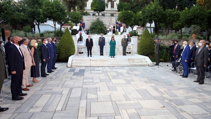 δεξίωση αποκατάσταση δημοκρατίας