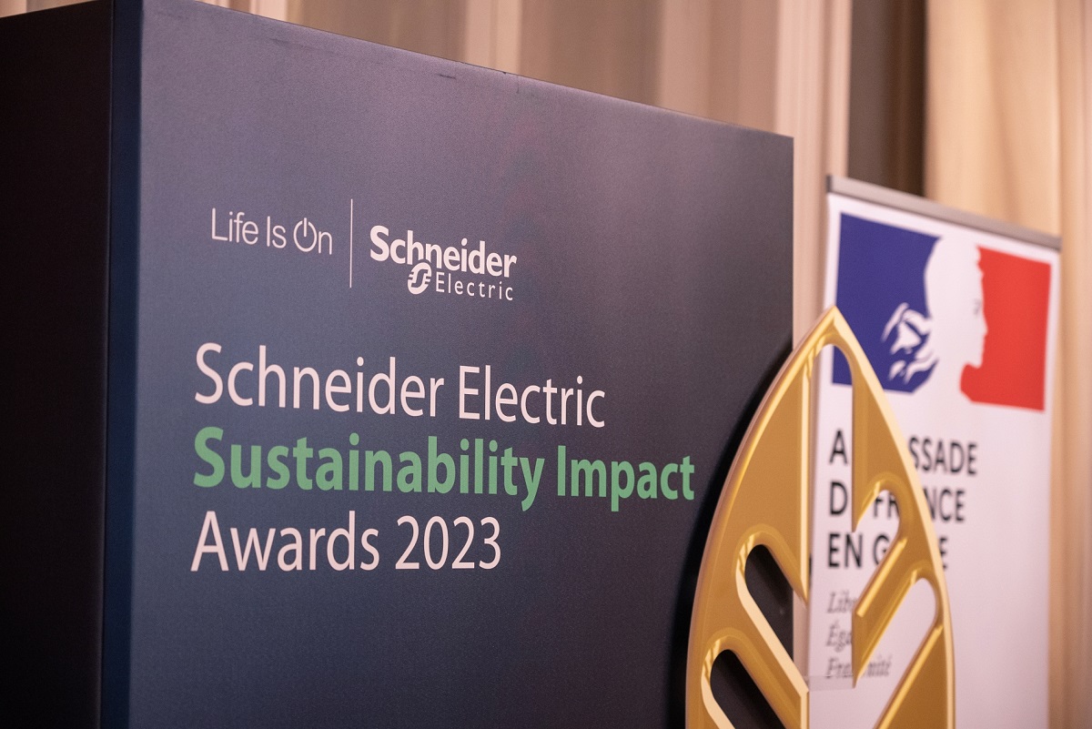 Η Schneider Electric ξεχώρισε τη Metro AEBE και Controline SA στα Sustainability Impact Awards