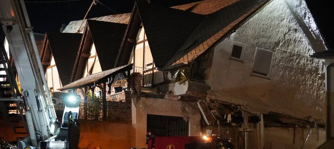 Γερμανία: Κατάρρευση ξενοδοχείου «άφησε πίσω» έναν νεκρό και 8 εγκλωβισμένους