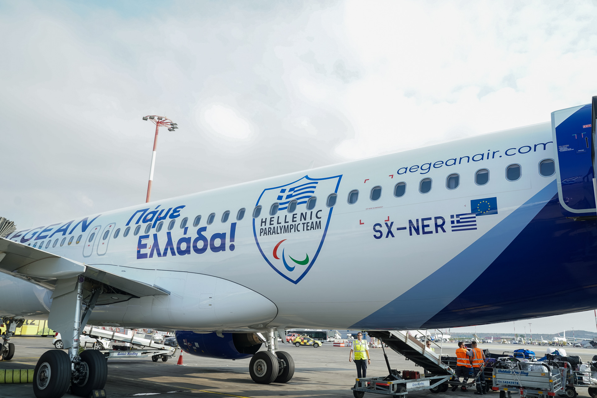 Η ελληνική Παραολυμπιακή αποστολή ταξιδεύει στο Παρίσι με την AEGEAN και το μήνυμα «Πάμε Ελλάδα»
