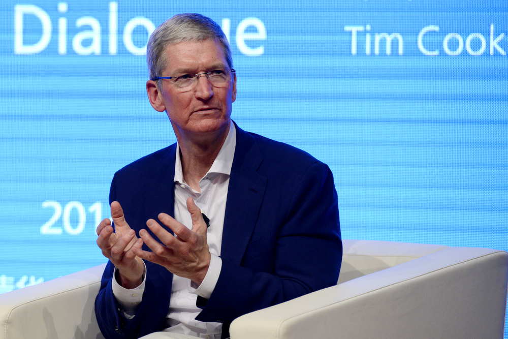 O Tim Cook αποχωρεί από την Apple