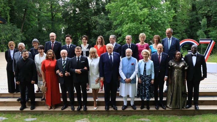 G7