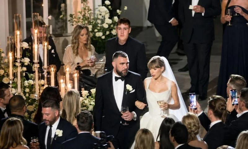 Taylor-Swift-Travis-Kelce-Marry-in-Star-Studded-Madison-Square-Garden-Ceremony